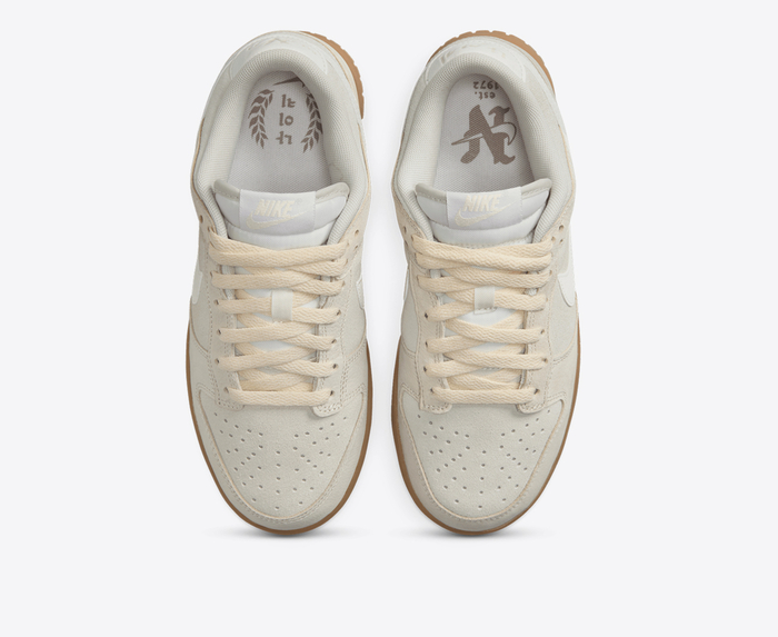dunk low light brown