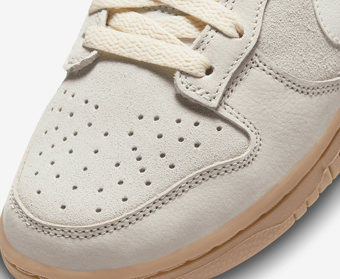 Nike - Buy NIKE DUNK LOW SE 'LIGHT OREWOOD BROWN/SAIL-GUM LIGHT BROWN ...