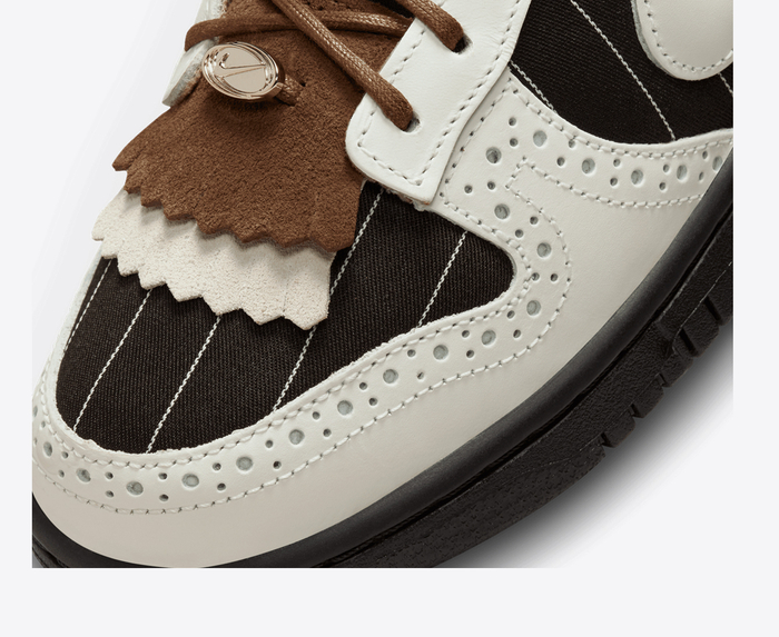 dunk low black white sizing