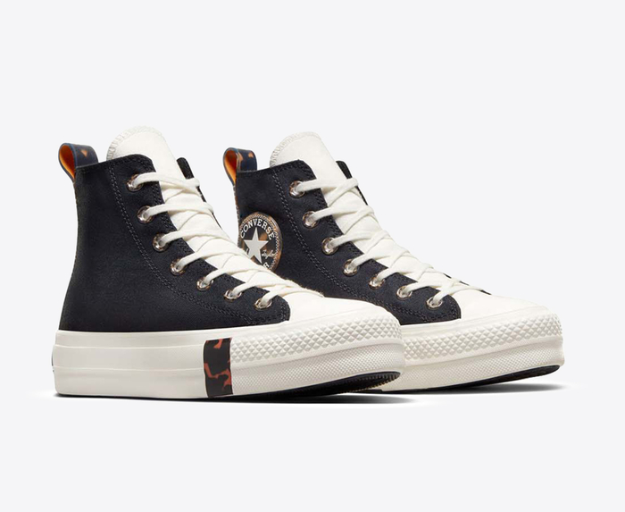 Generic chuck outlet taylors