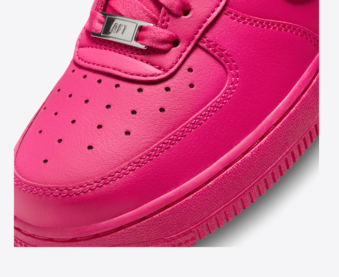 Hot pink nike hot sale air force 1