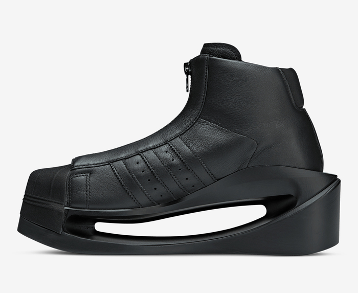 Y-3 - Y-3 Gendo Pro Model.​ The Y-3 Chapter 4 collection is