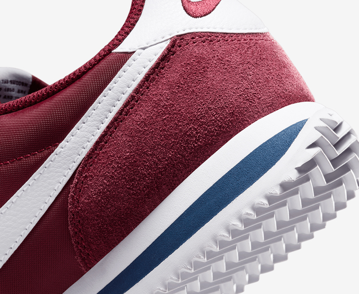 Nike cortez white store navy red