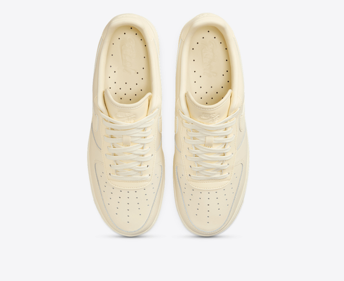 af1 07 coconuts milk