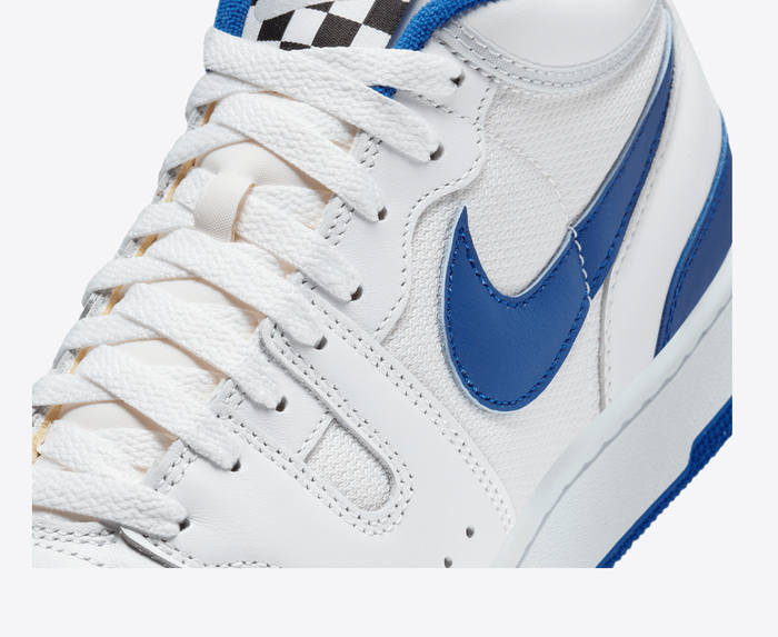 premium white game royal