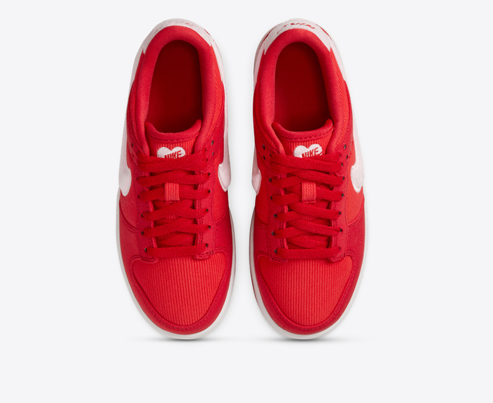 dunk pink red