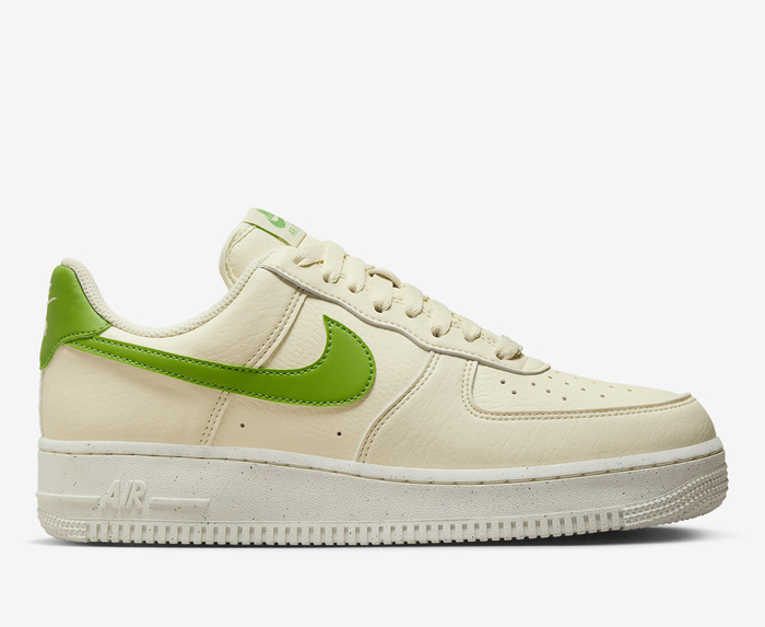 Nike air force 1 best sale white with green tick