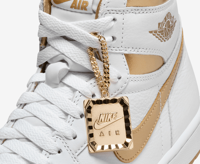 Jordan - AIR JORDAN 1 RETRO HIGH OG 'WHITE/METALLIC GOLD-GUM LIGHT ...