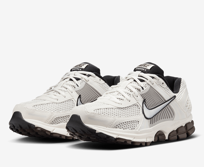 Nike - ZOOM VOMERO 5 'PHANTOM/METTALIC PLATINUM-LIGHT IRON ORE' - VegNonVeg