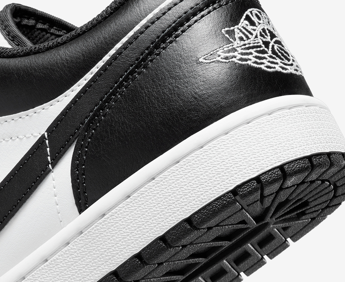 Jordan - AIR JORDAN 1 LOW 'WHITE/BLACK' - VegNonVeg