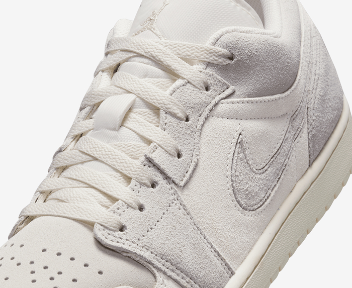 Jordan - AIR JORDAN 1 LOW SE CRAFT 'PALE IVORY/SAIL-LEGEND LIGHT BROWN ...