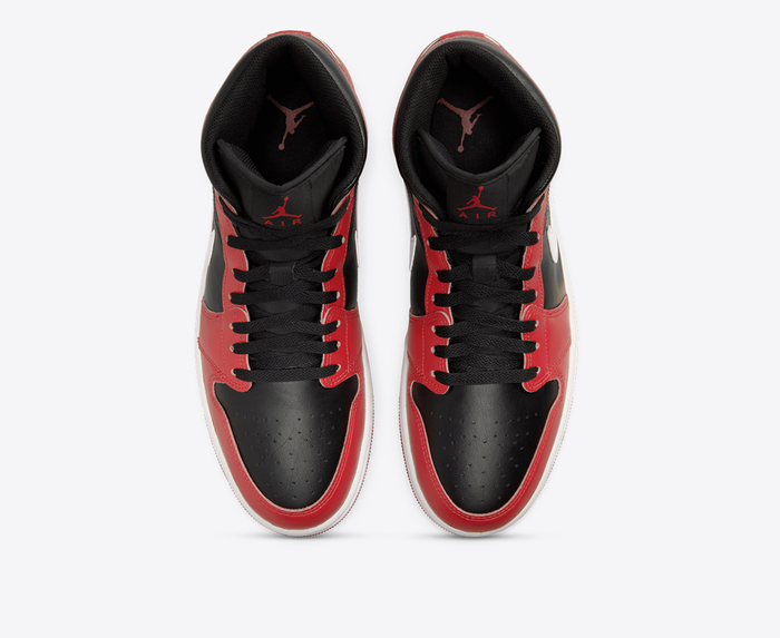 Nike air jordans red black and white best sale