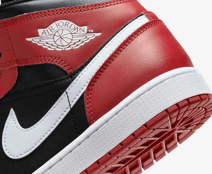 Jordan aj 1 mid red and black on sale