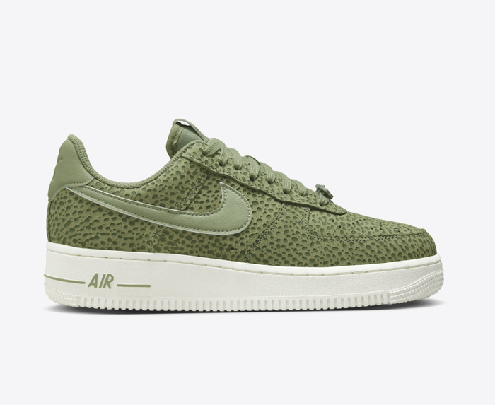 Nike AIR FORCE 1 07 PREMIUM SESAME OIL GREEN LIGHT BONE VegNonVeg