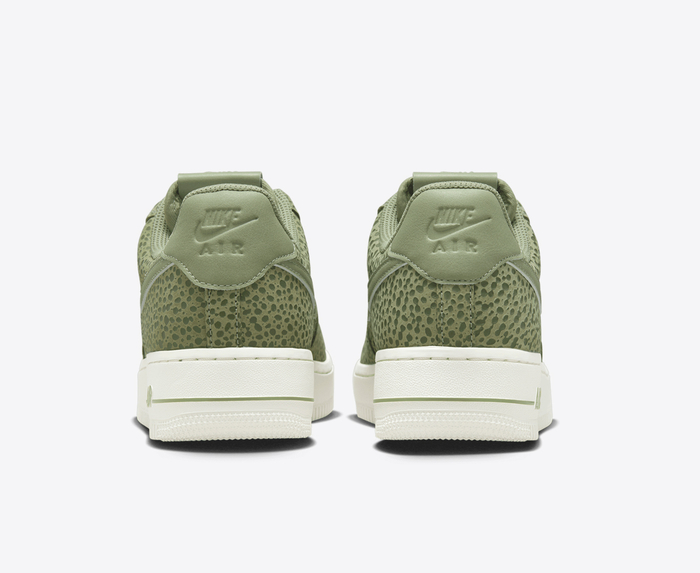 Nike AIR FORCE 1 07 PREMIUM SESAME OIL GREEN LIGHT BONE VegNonVeg