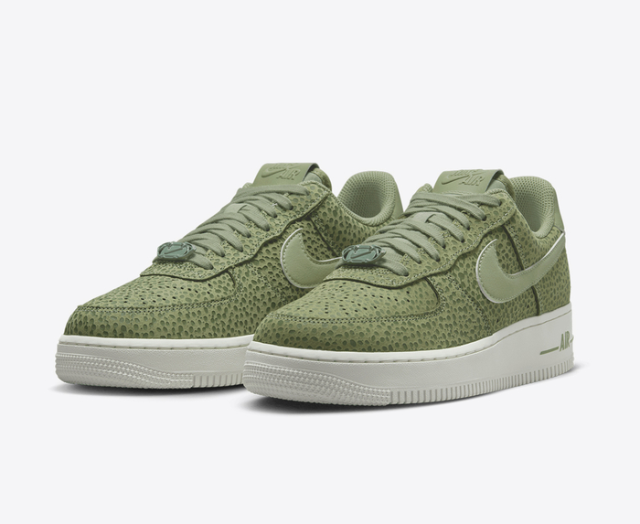 Nike AIR FORCE 1 07 PREMIUM SESAME OIL GREEN LIGHT BONE VegNonVeg