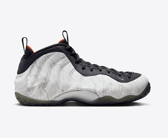 Nike AIR FOAMPOSITE ONE PREMIUM PHOTON DUST METTALIC DARK GREY OFF NOIR DRAGON RED ANTHRACITE VegNonVeg