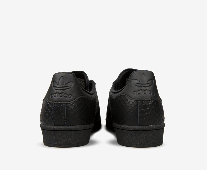 Adidas superstar black cheap snake