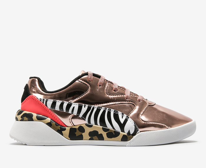 Puma sophia webster 7 little words best sale