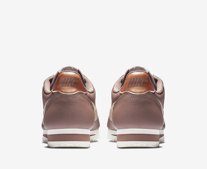 Nike classic outlet cortez beige