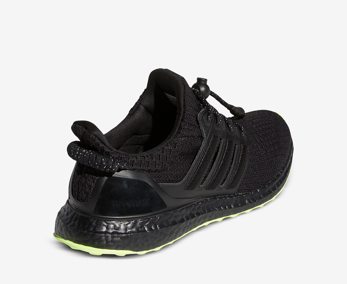 Ultra boost outlet black og