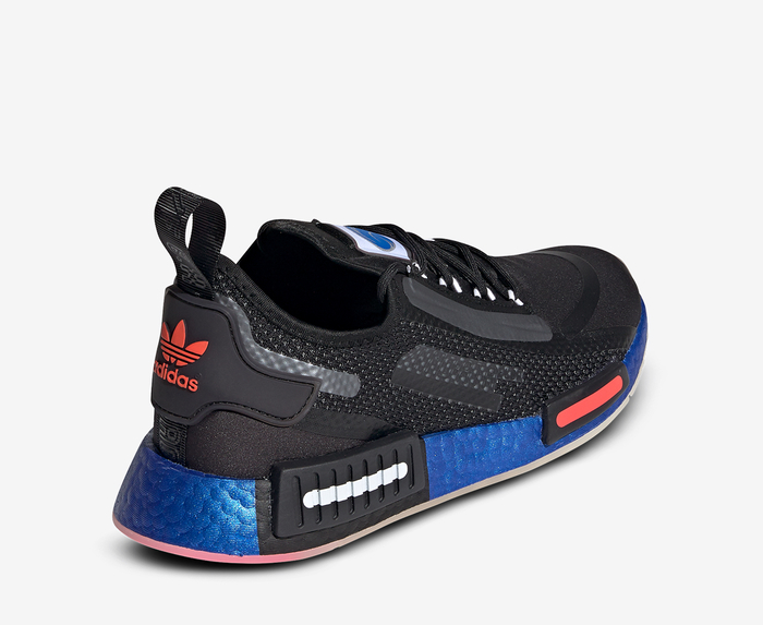 Adidas originals nmd hotsell r1 black/black/solar red