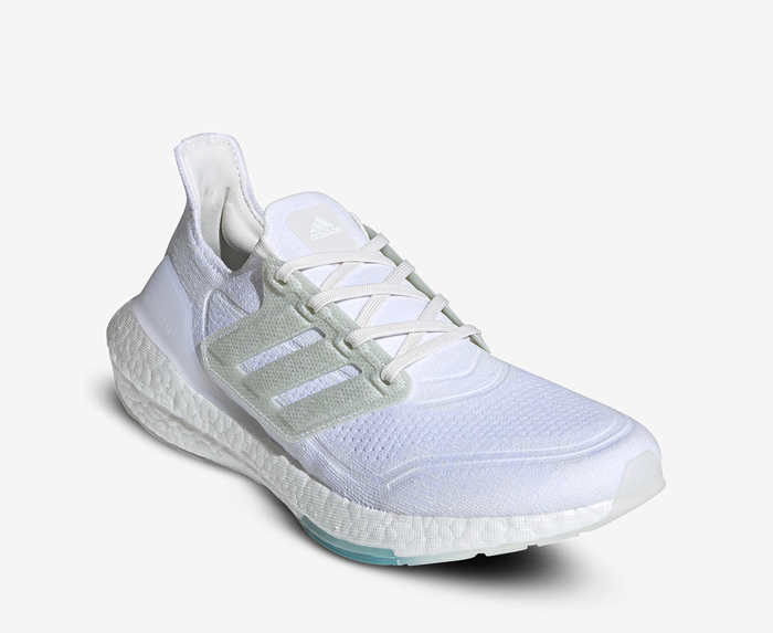 Ultra boost non 2024 dyed cloud white