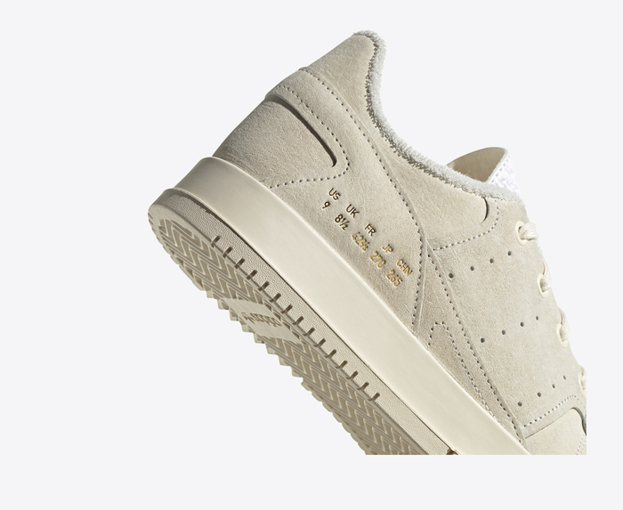 Adidas super best sale court beige