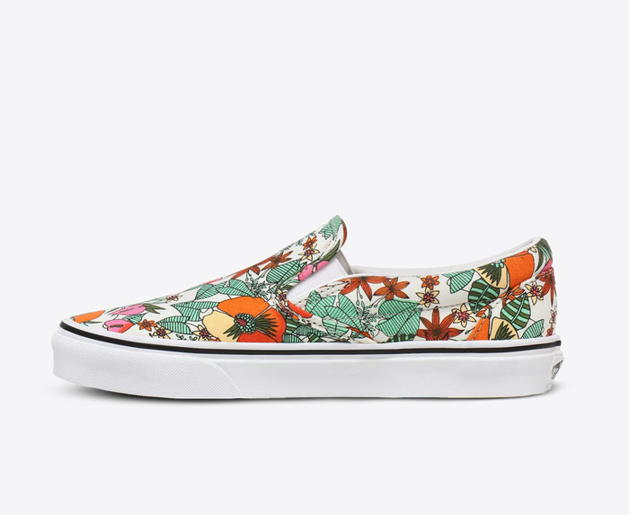 Vans classic slip on multi tropic Clearance