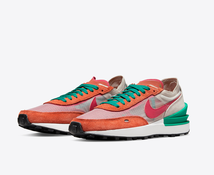 Nike W NIKE WAFFLE ONE 'BURNT SUNRISE/MYSTIC HIBISCUS' VegNonVeg