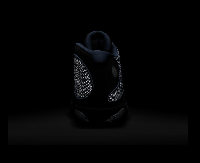 navy blue and white jordan 13