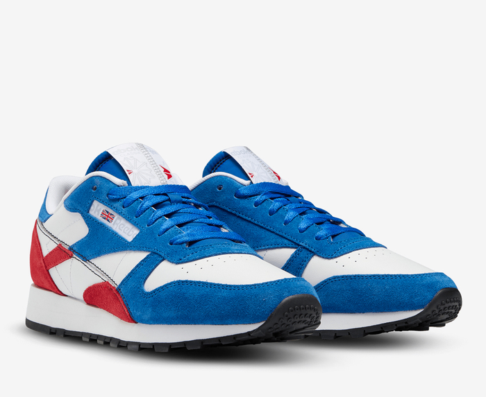 Red white and sale blue reebok classics