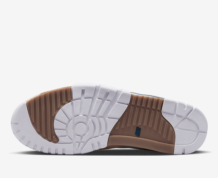 Nike air best sale trainer brown