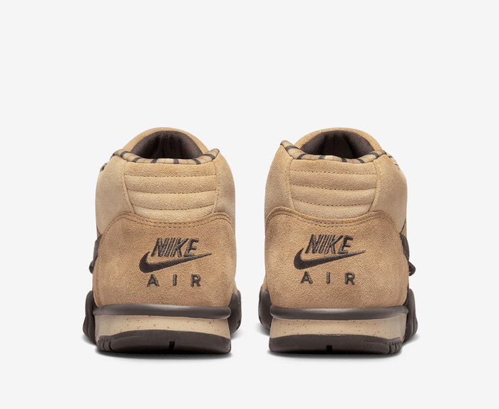 Air trainer 1 discount mid prm qs