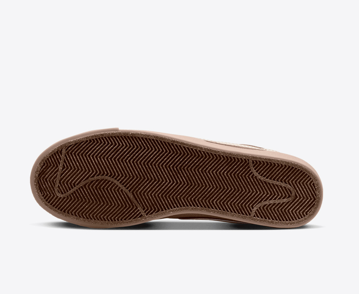 nike blazer low 77 emb