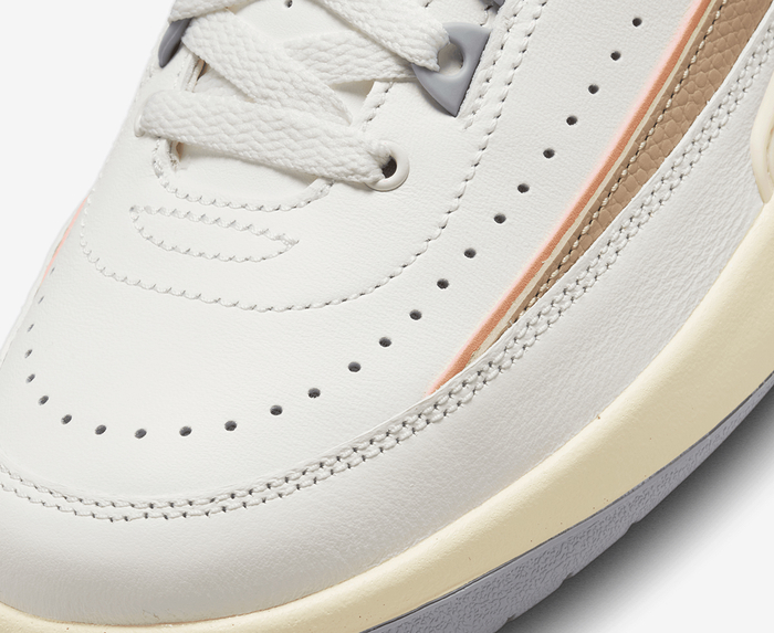 Jordan - AIR JORDAN 2 RETRO 'WHITE/LUCKY GREEN-SAIL-LIGHT STEEL GREY' -  VegNonVeg