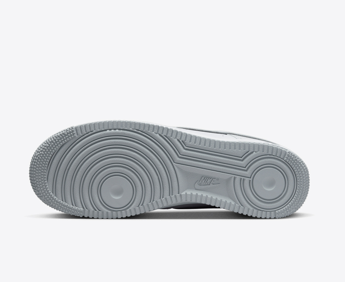 skroutz air force white