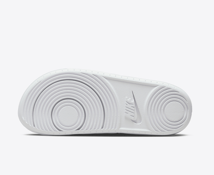 White and gold nike slides hot sale