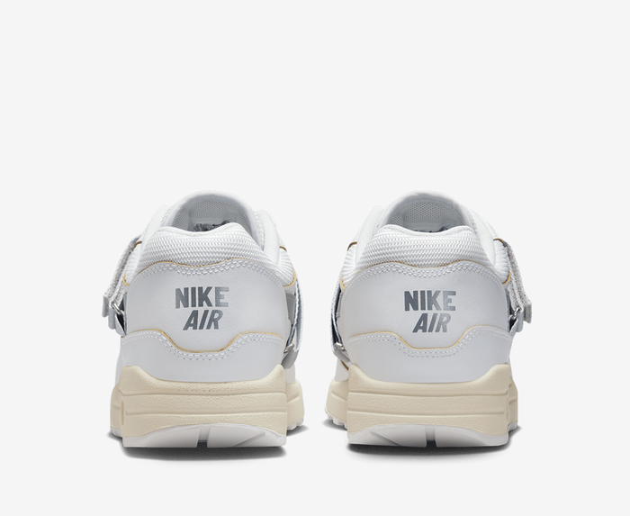 Nike air max outlet 1 white metallic