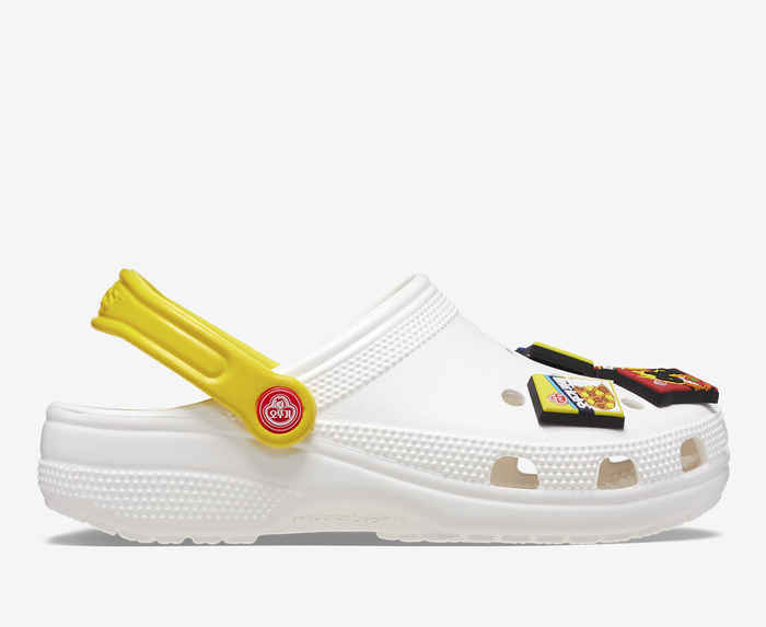 White crocs outlet with yellow strap