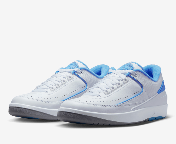 Jordan 2 discount white and blue