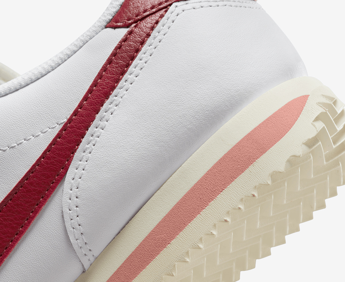 Nike - W CORTEZ 'WHITE/CEDAR-RED STARDUST-SAIL' - VegNonVeg