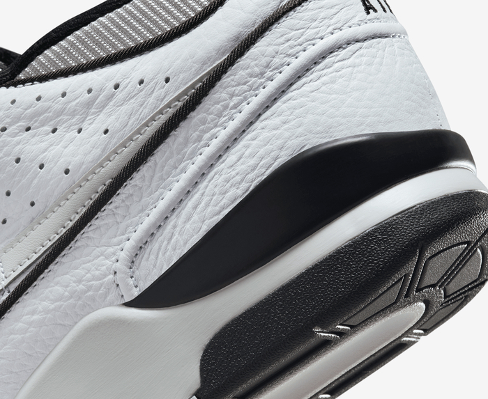 Nike - AIR ALPHA FORCE 88 'WHITE/NEUTRAL GREY-BLACK-TECH GREY' - VegNonVeg