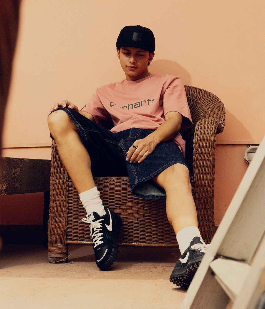 Look32