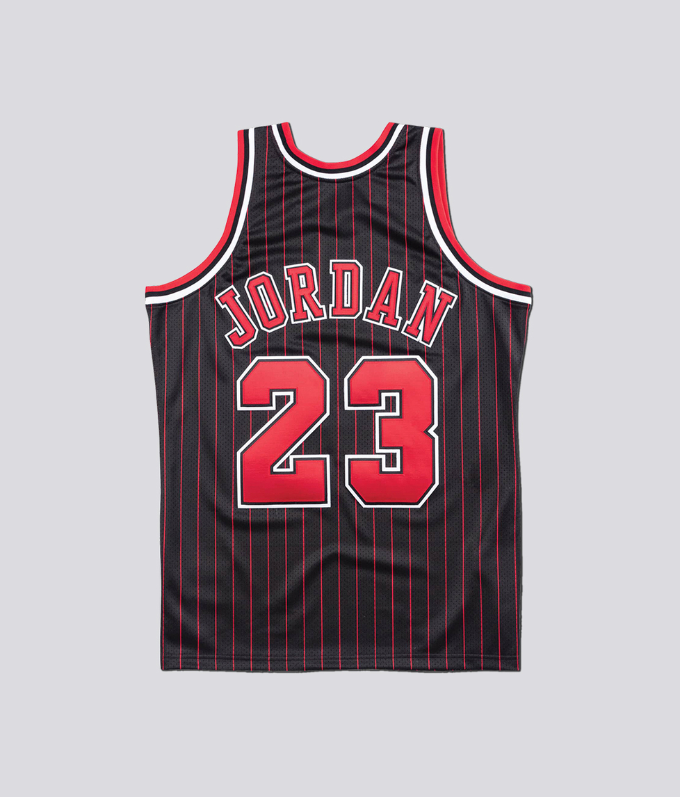 Bulls jordan jersey store black