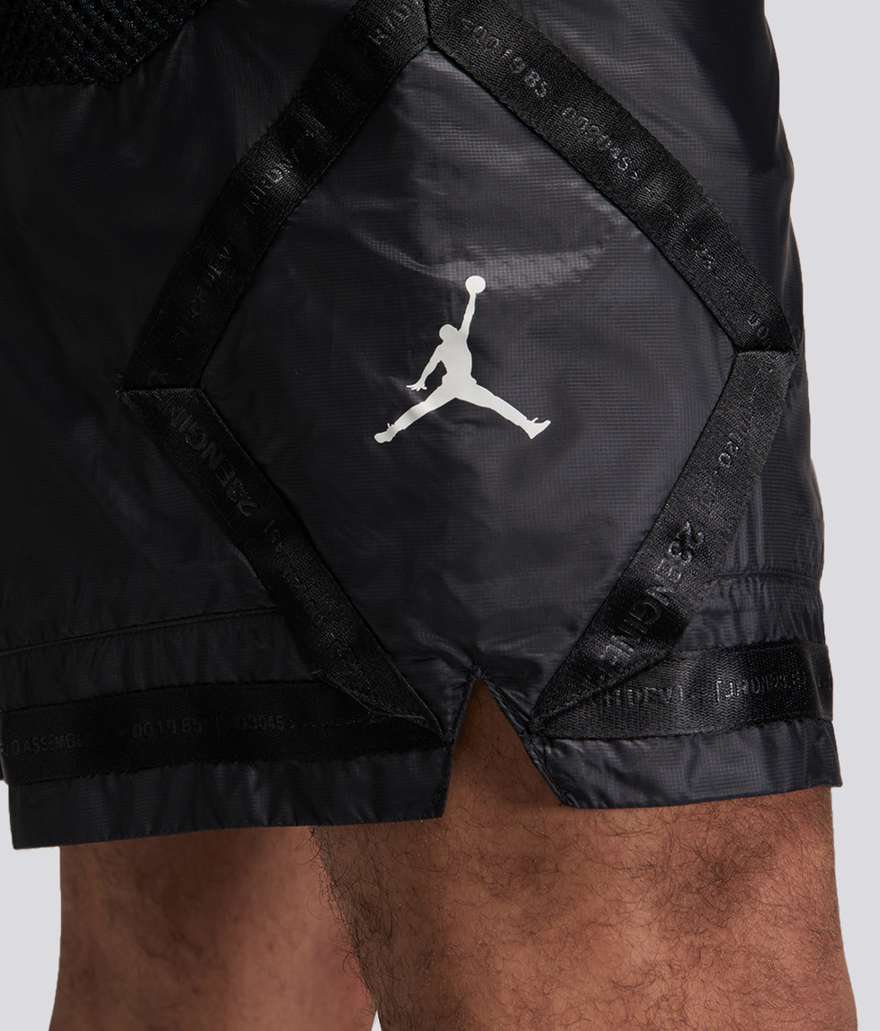 Jordan - M J 23ENG STMT WVN SHORT 'BLACK/BLACK' - VegNonVeg